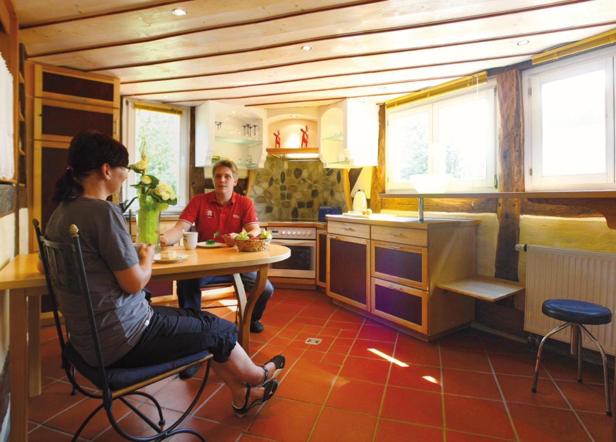 Lauenforde Hotel Vier Spitzen מראה חיצוני תמונה
